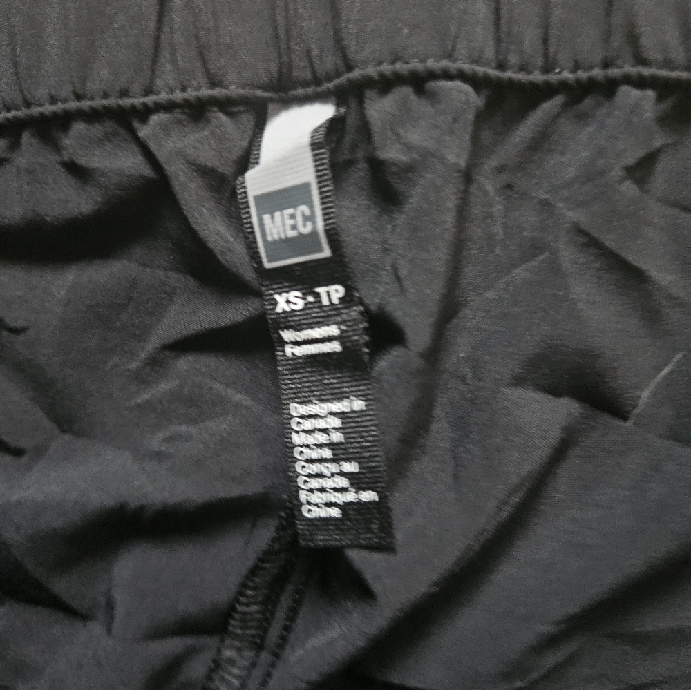MEC Pants - Picture 6 of 8
